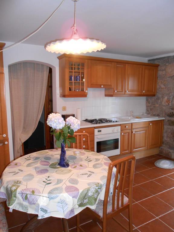 Tranquity Studio Apartment Ika Laurana Esterno foto